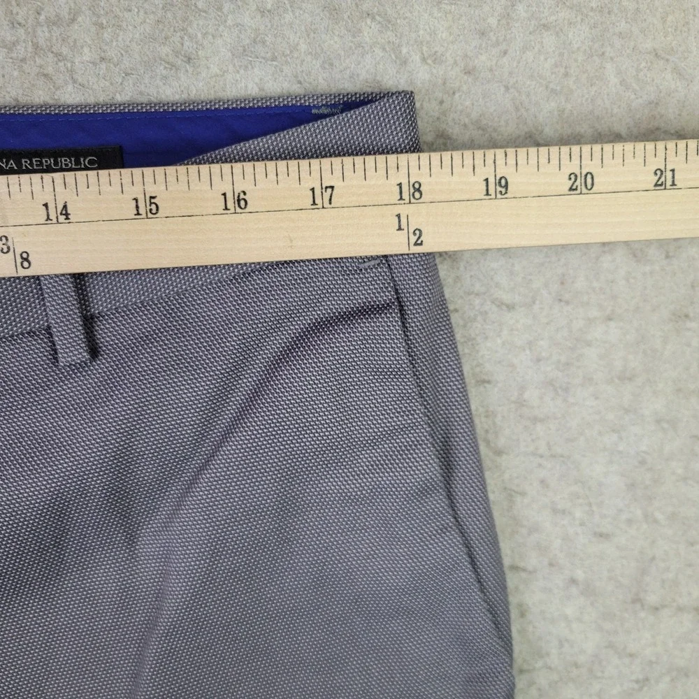 Banana Republic Chino Pants Mens 34x32 (Fits 36x28) Non‎ Iron Tailored Slim Fit